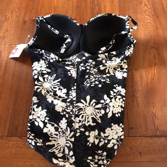 ☀️HOST PICK! Newport News Plus Size Swimsuit-NWT! - Picture 3 of 6